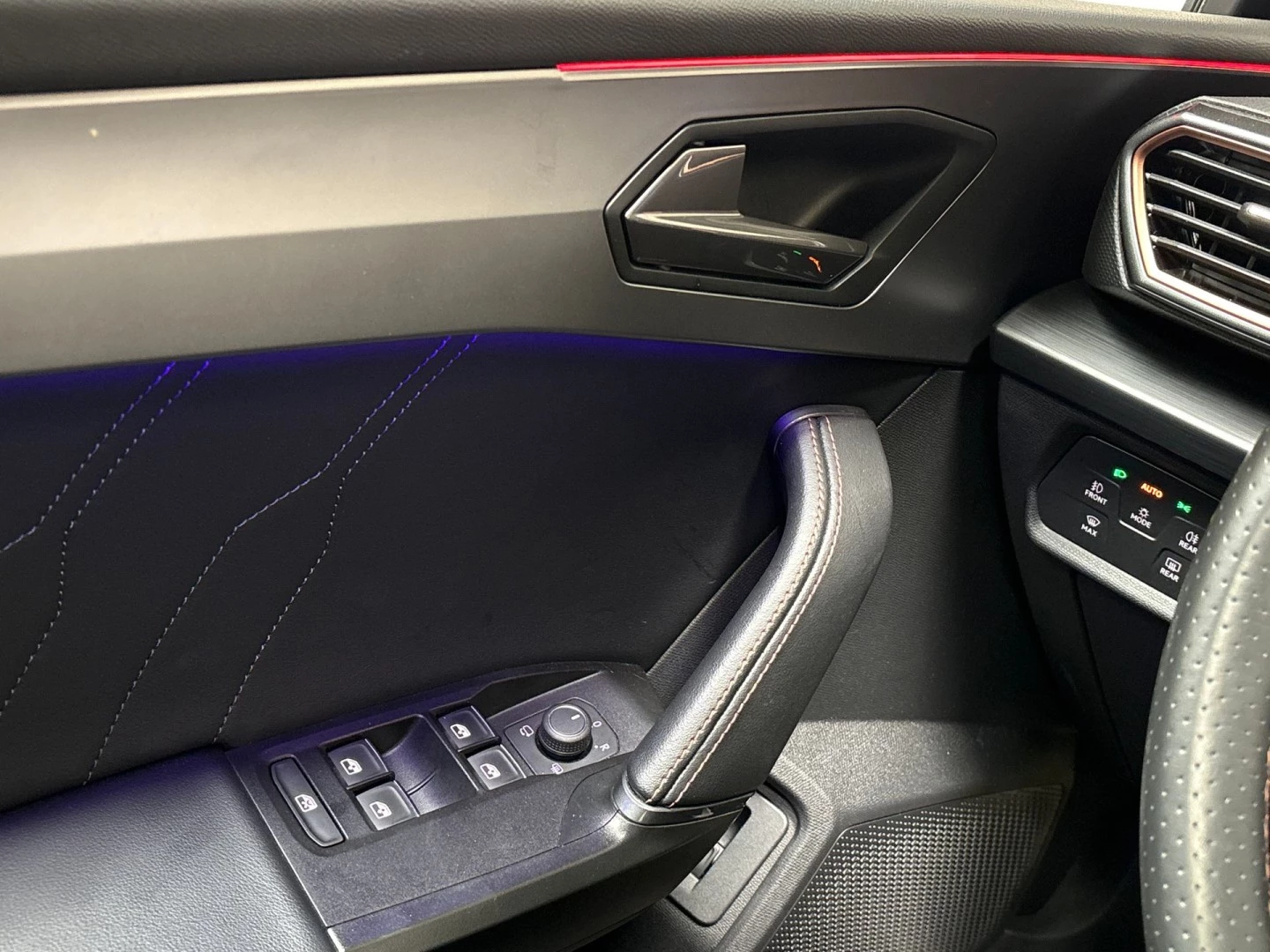 Hoofdafbeelding CUPRA Leon