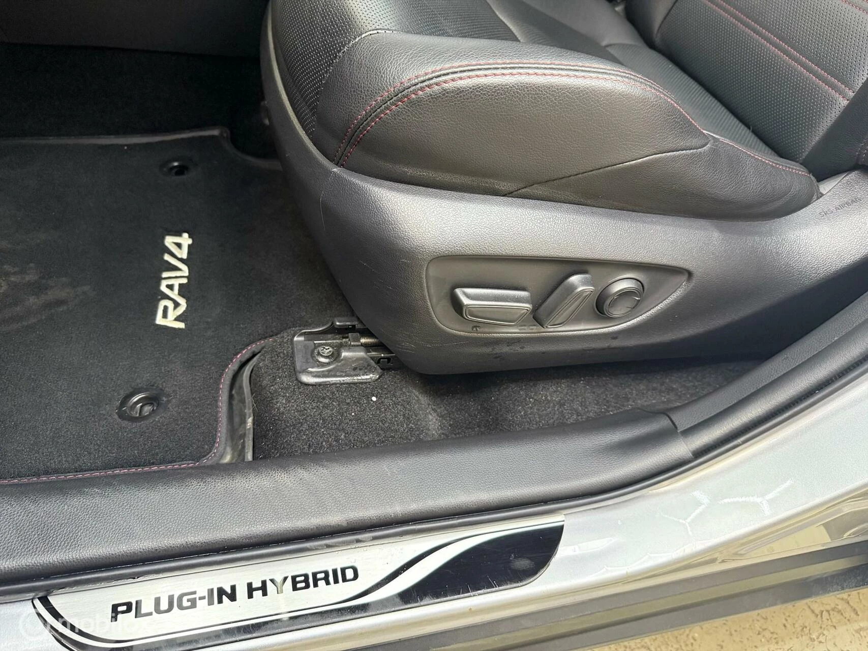 Hoofdafbeelding Toyota RAV4