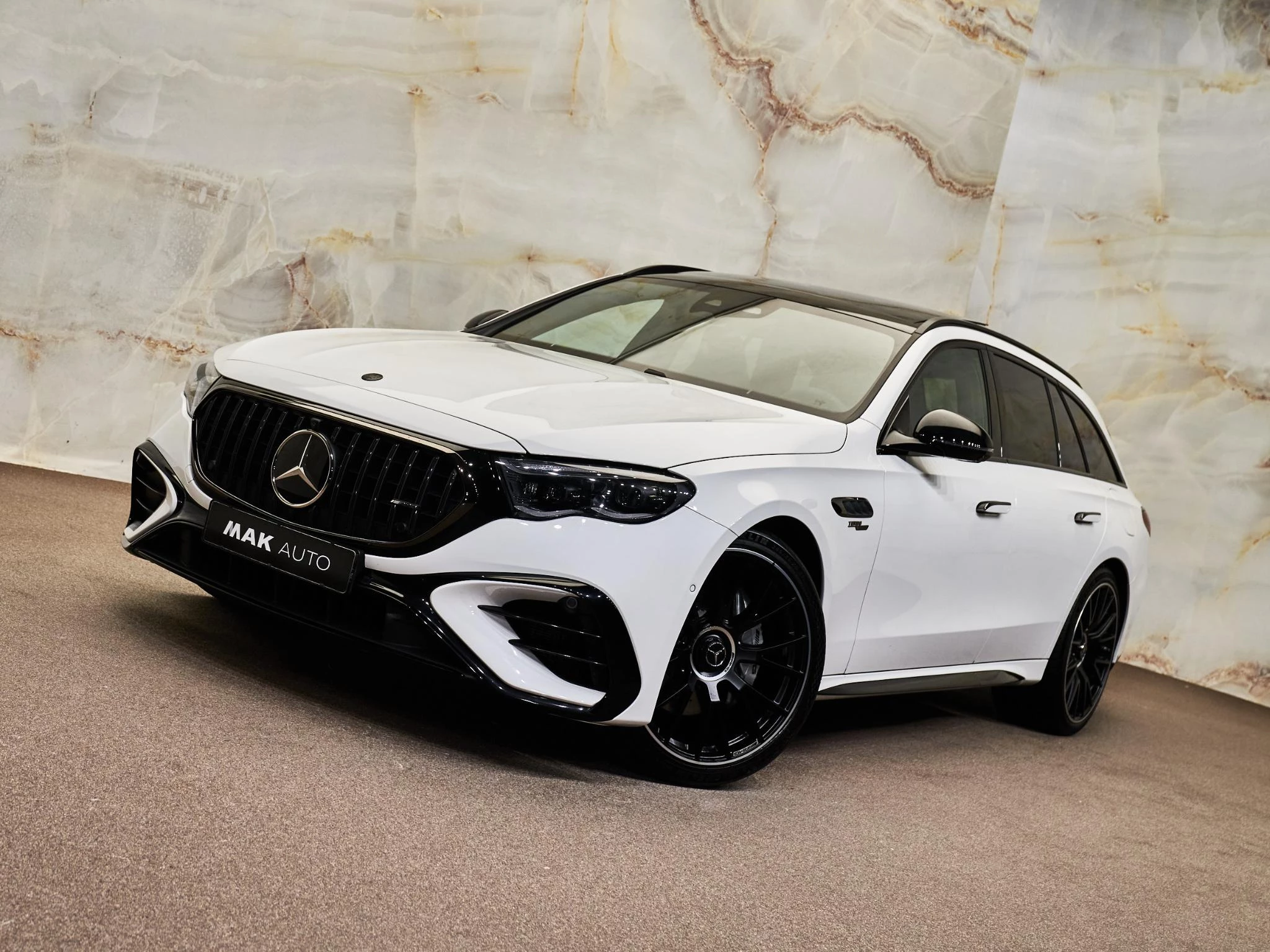 Hoofdafbeelding Mercedes-Benz E-Klasse