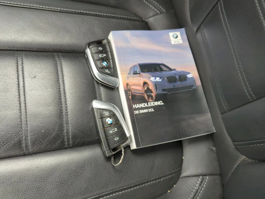 Hoofdafbeelding BMW iX3
