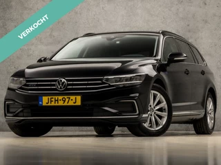 Volkswagen Passat Variant 1.4 TSI PHEV GTE 218Pk Automaat (VIRTUAL COCKPIT, GROOT NAVI, TREKHAAK, STOELVERWARMING, CAMERA, KEYLESS, SPORTSTOELEN, GETINT GLAS, ELEK ACHTERKLEP, NIEUWSTAAT)