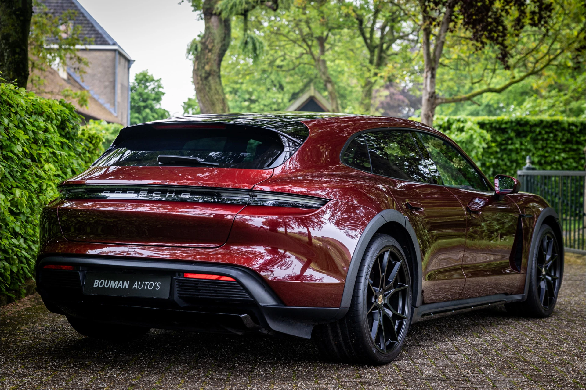 Hoofdafbeelding Porsche Taycan