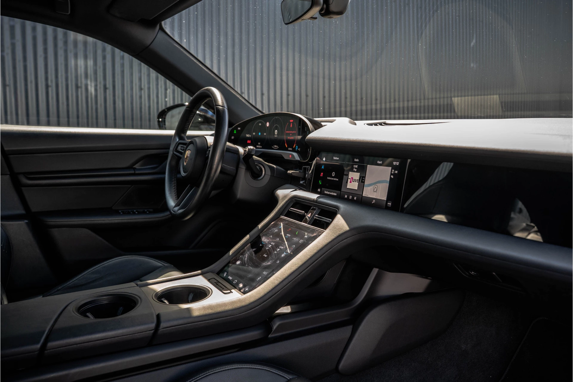 Hoofdafbeelding Porsche Taycan