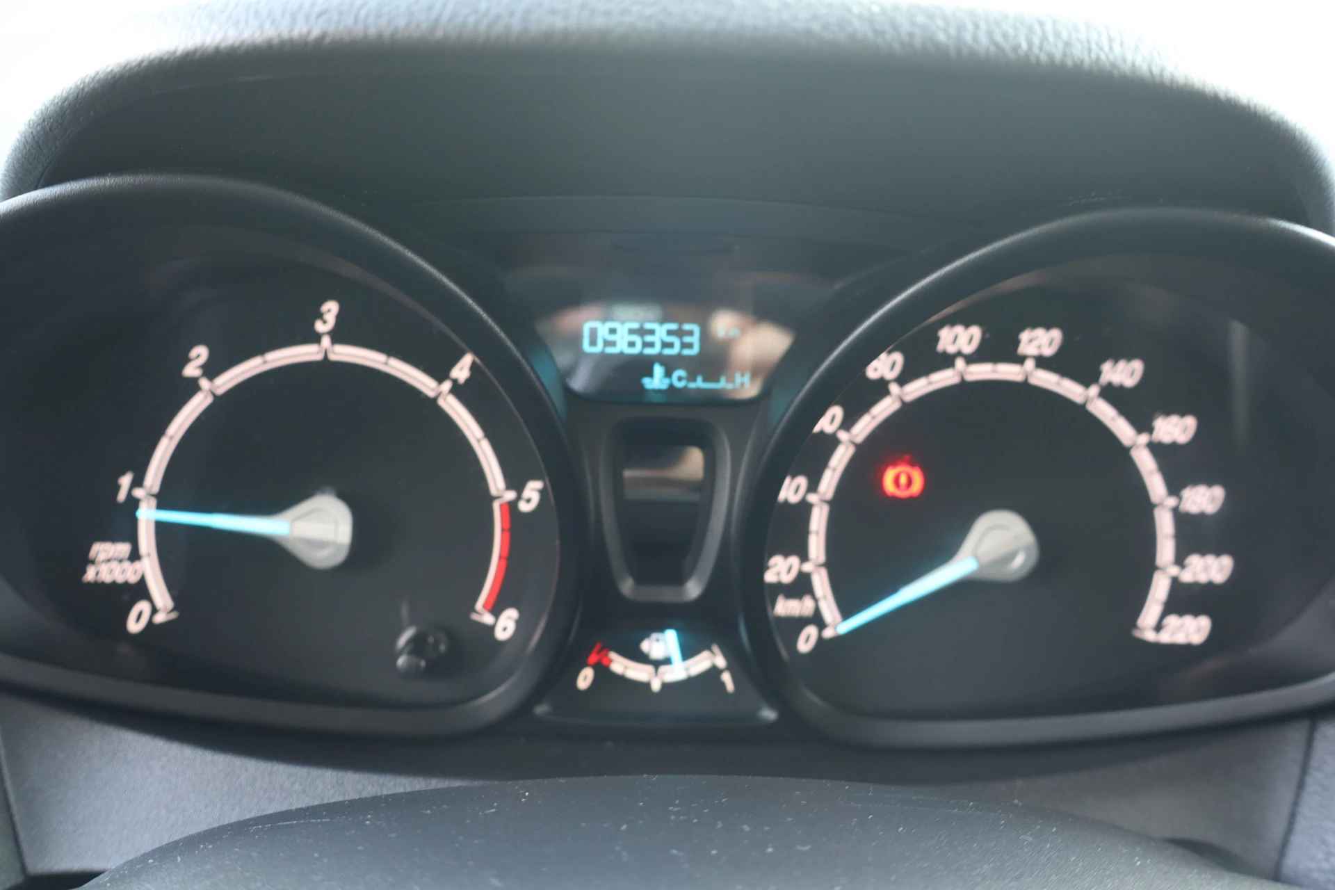 Hoofdafbeelding Ford Transit Courier