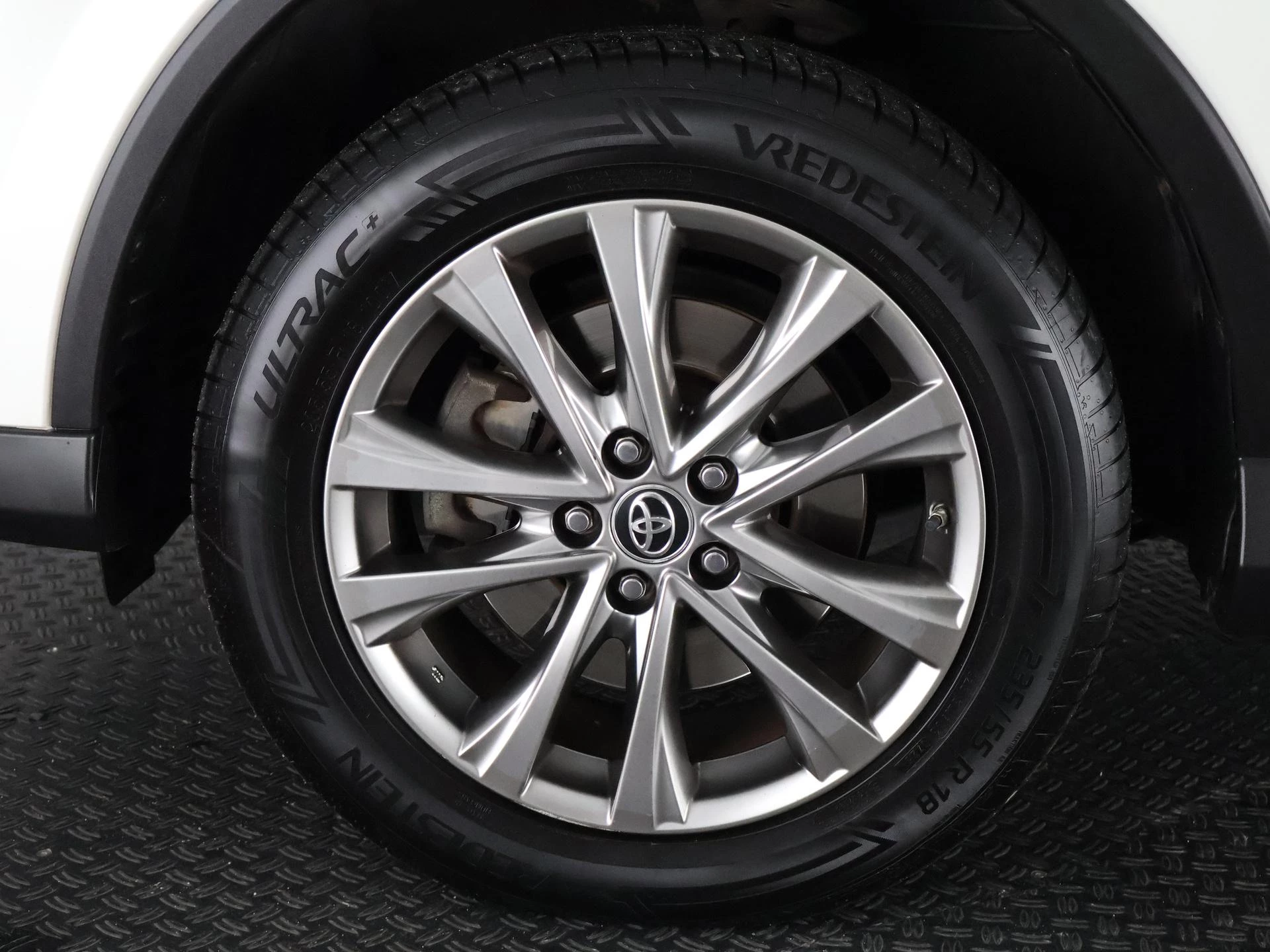 Hoofdafbeelding Toyota RAV4