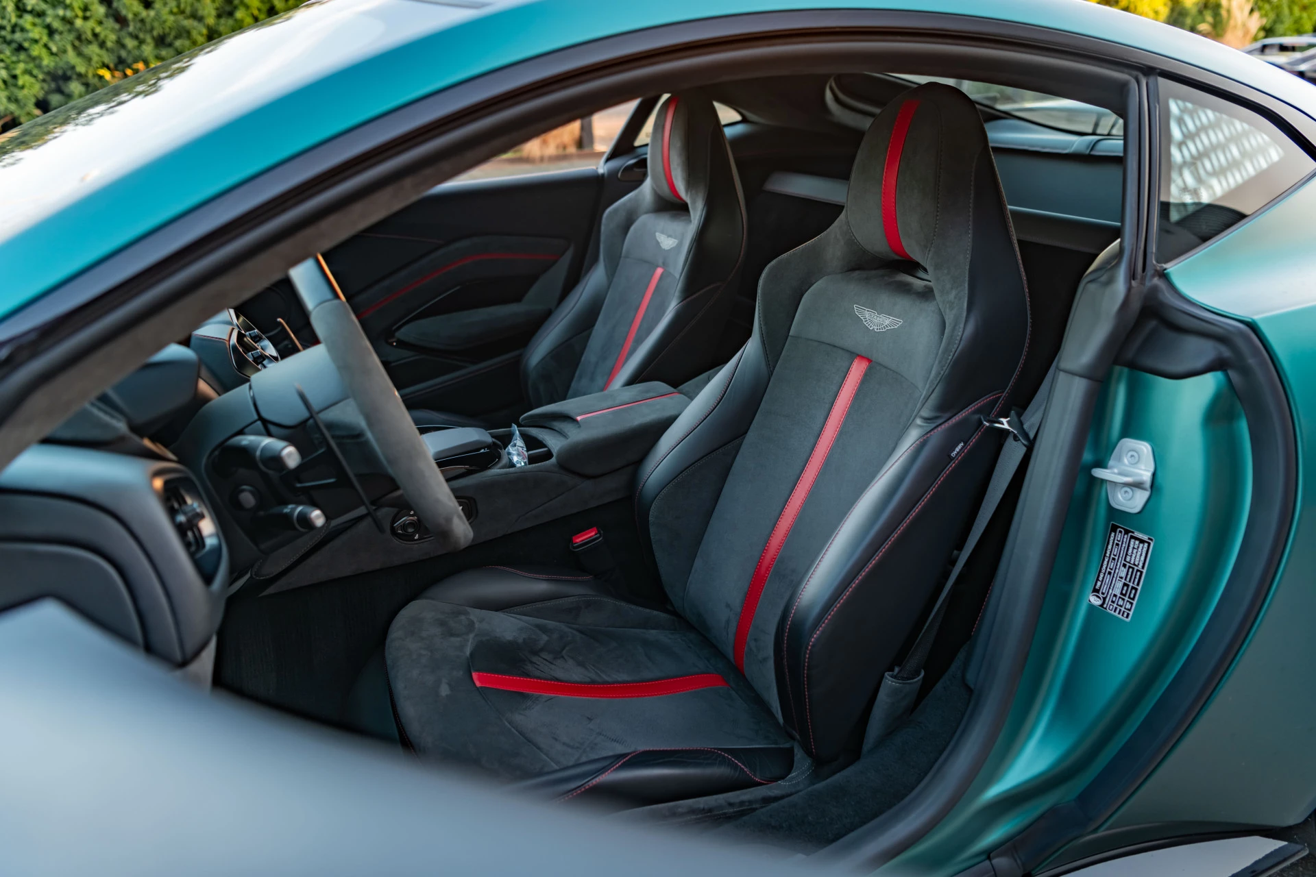 Hoofdafbeelding Aston Martin V8 Vantage