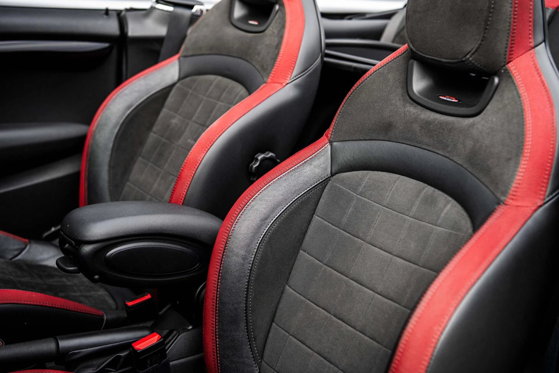 Hoofdafbeelding MINI Cooper Cabrio