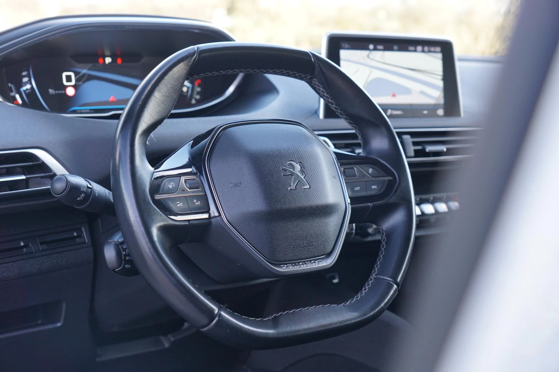 Hoofdafbeelding Peugeot 5008