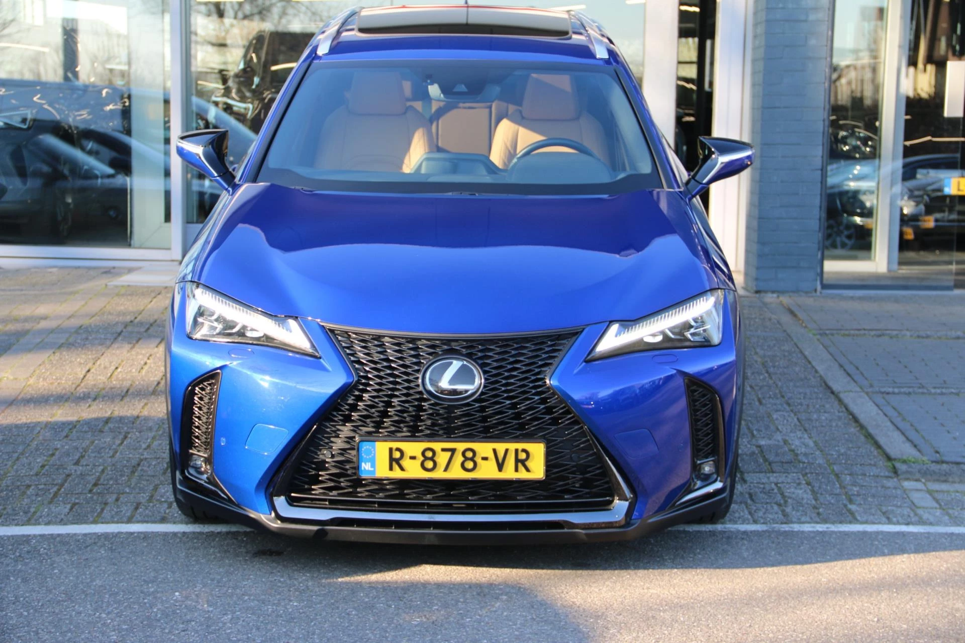 Hoofdafbeelding Lexus UX