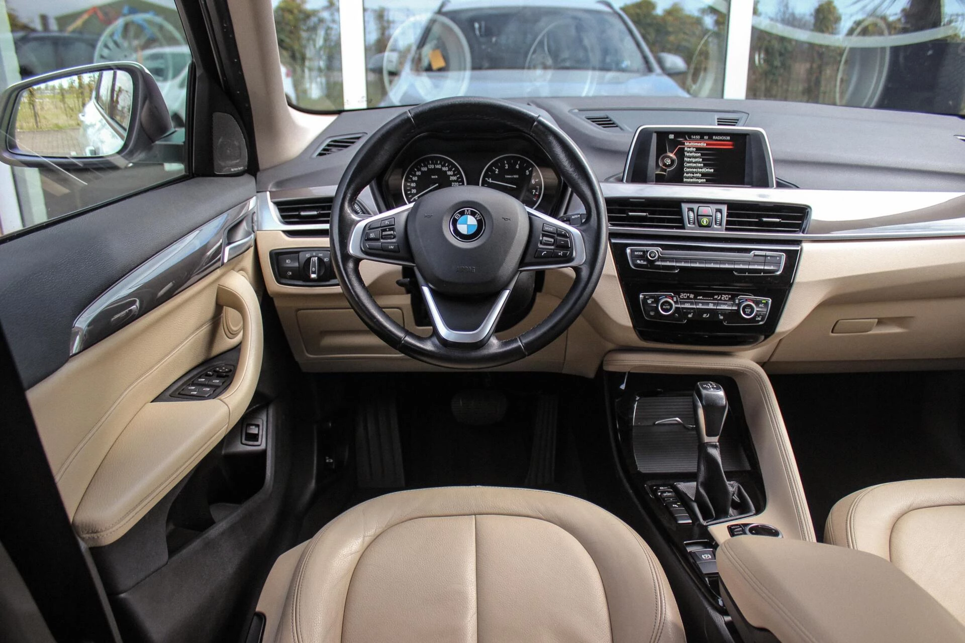 Hoofdafbeelding BMW X1