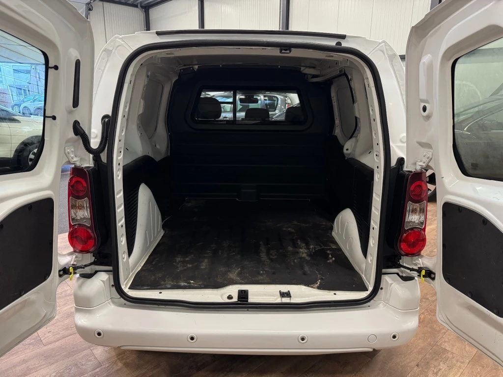 Hoofdafbeelding Peugeot Partner