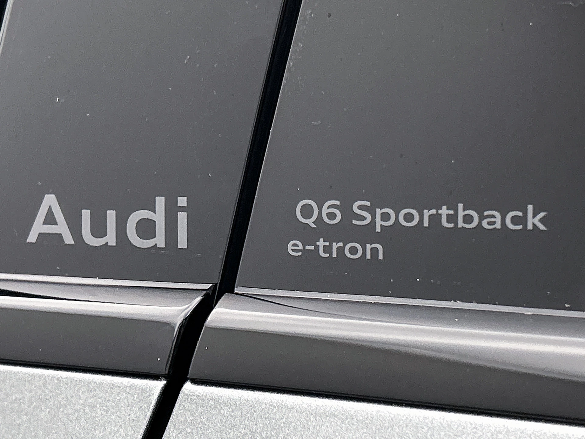 Hoofdafbeelding Audi Q6 e-tron