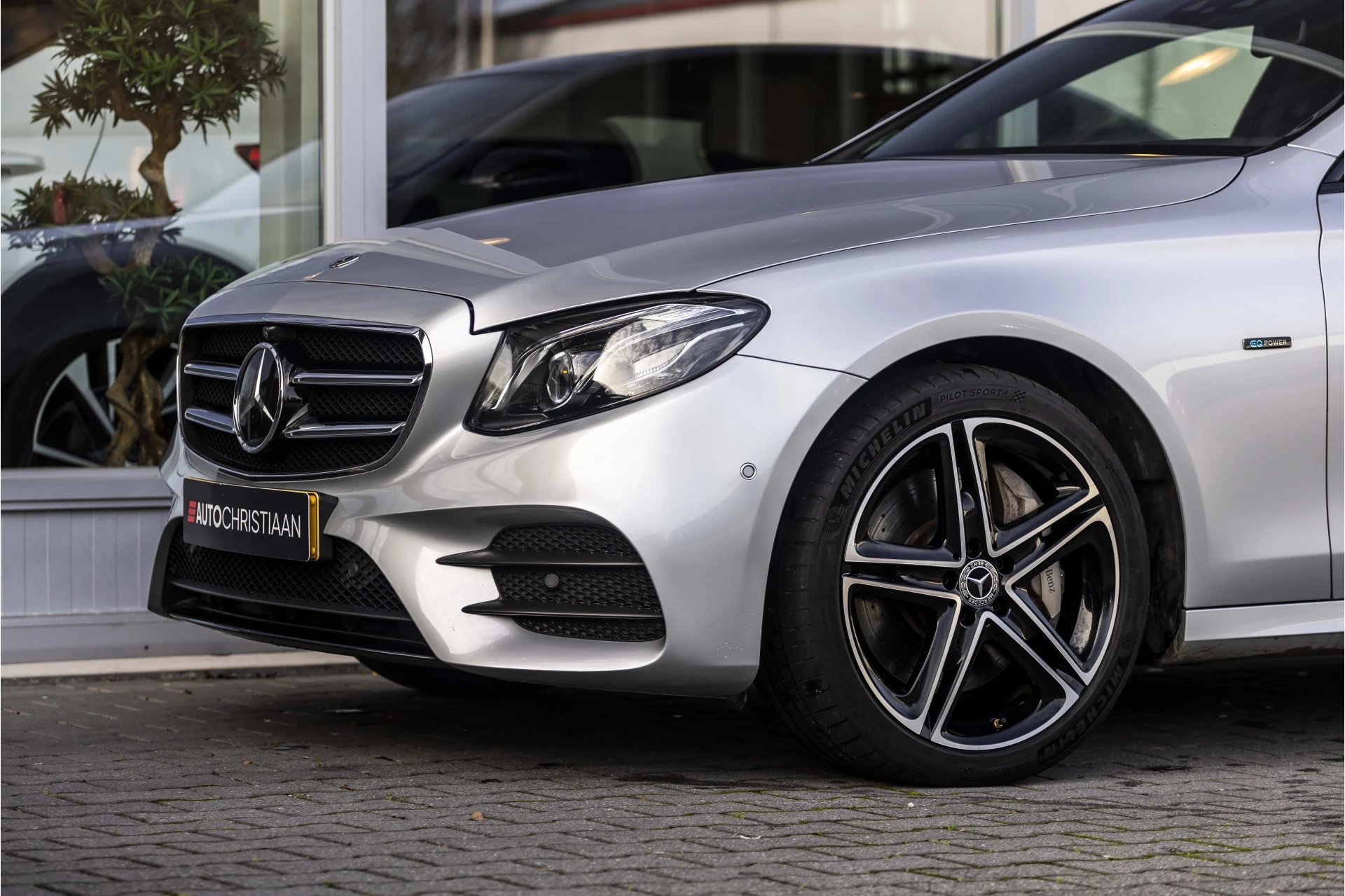 Hoofdafbeelding Mercedes-Benz E-Klasse