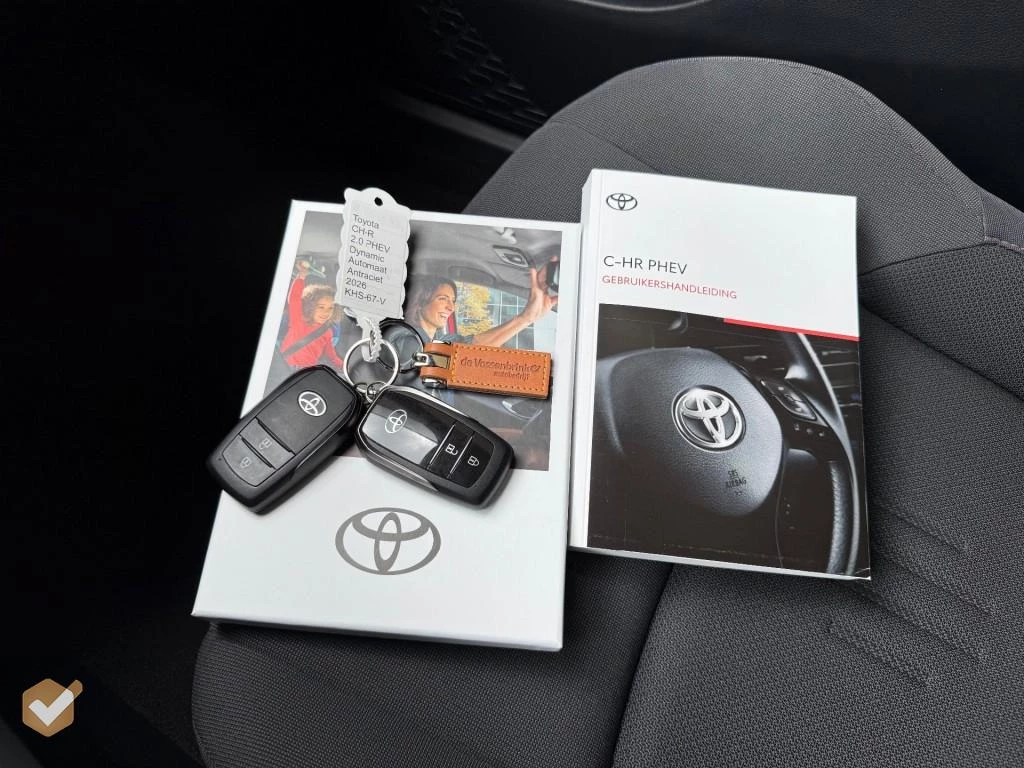 Hoofdafbeelding Toyota C-HR