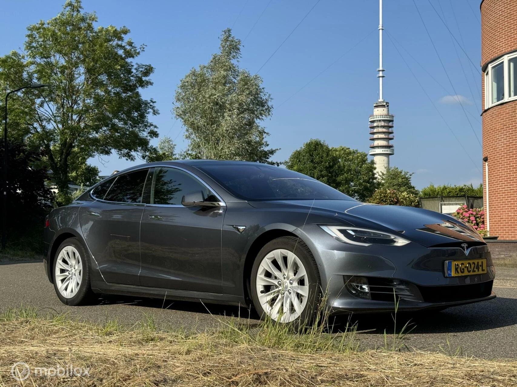 Hoofdafbeelding Tesla Model S