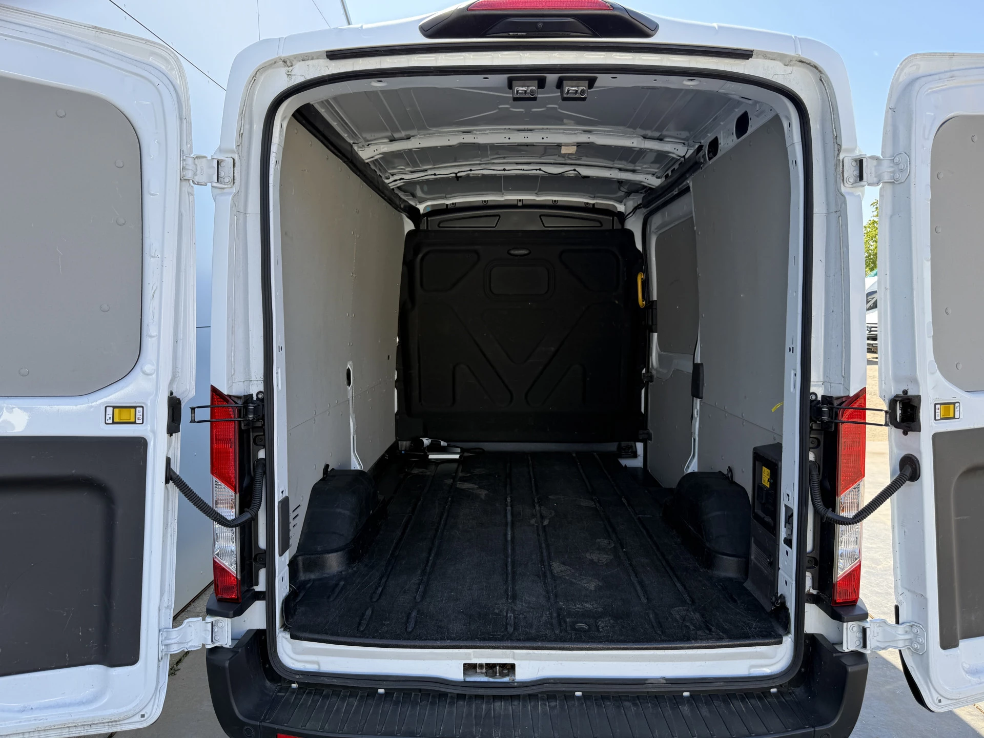 Hoofdafbeelding Ford E-Transit
