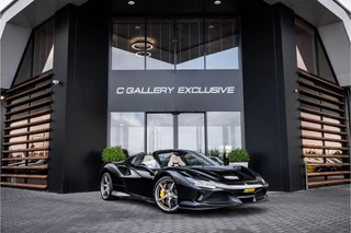 Hoofdafbeelding Ferrari F8 Spider Ferrari F8 Spider 3.9 V8 HELE - Origineel NL | Akrapovic 50 Years | Nero | Carbon Racing Seats | Lift | Camera