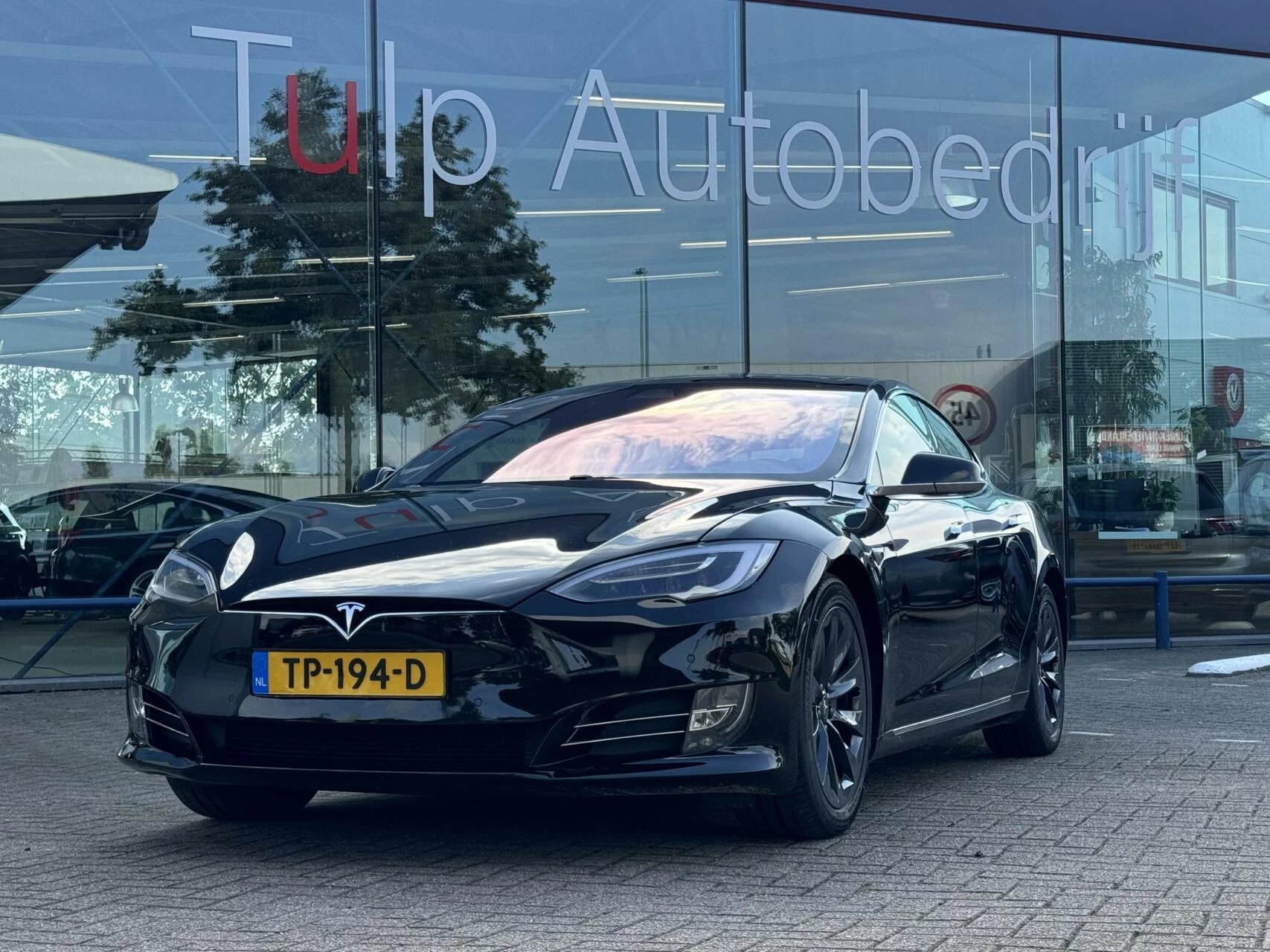 Hoofdafbeelding Tesla Model S