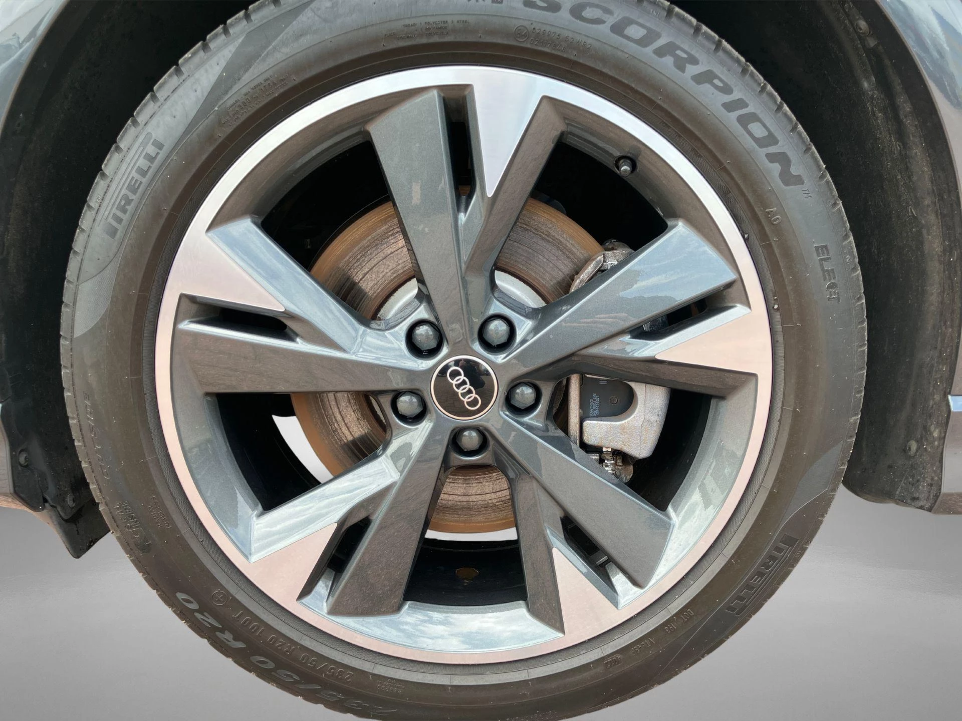 Hoofdafbeelding Audi Q4 Sportback e-tron