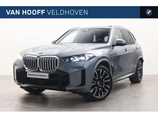 BMW X5 xDrive50e High Executive M Sport Automaat / Trekhaak / Panoramadak / Comfortstoelen / Comfort Access / Soft-Close / Stoelventilatie / Parking Assistant Professional