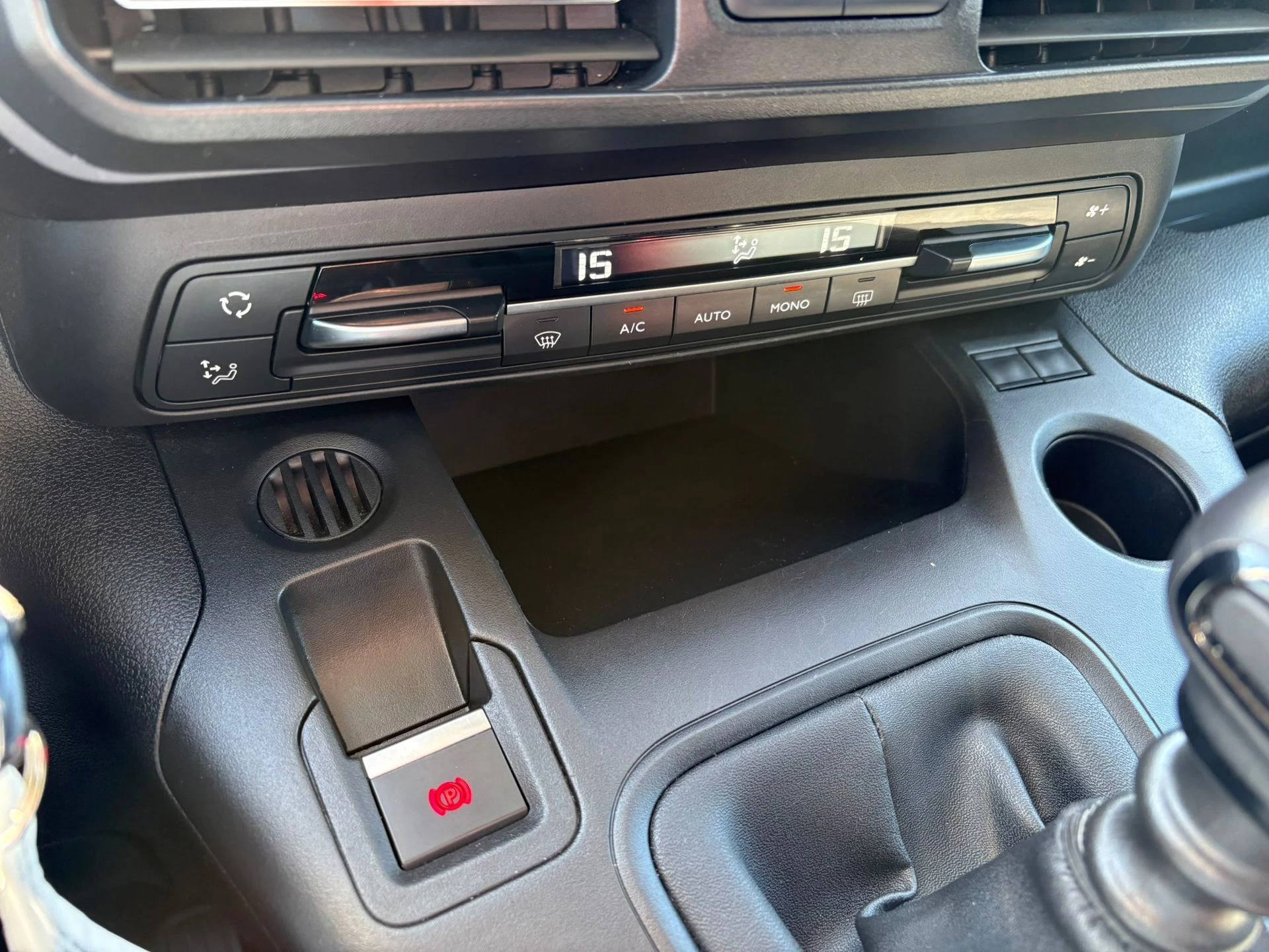 Hoofdafbeelding Peugeot Rifter