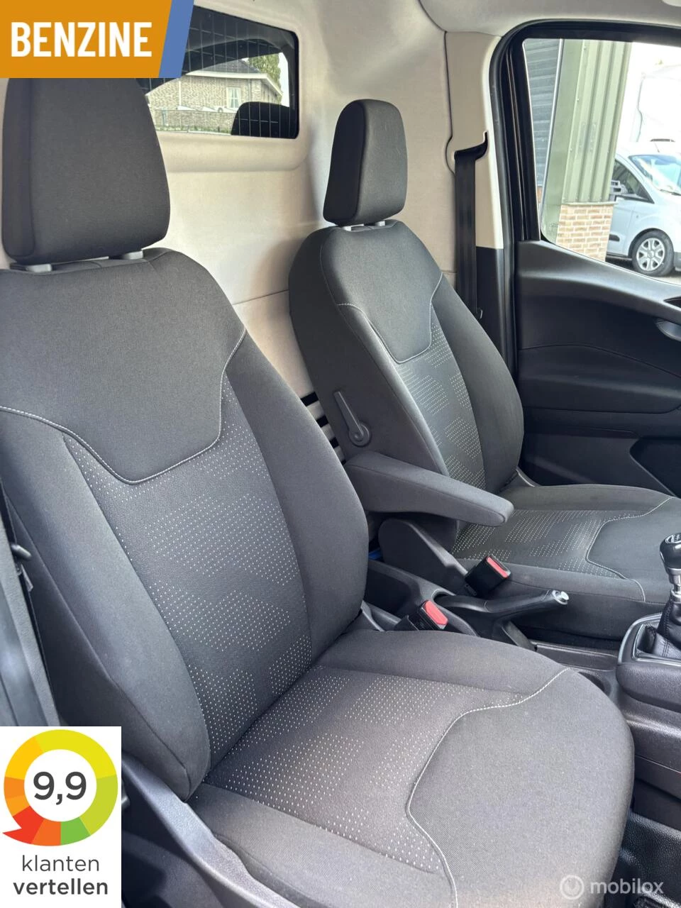 Hoofdafbeelding Ford Transit Courier