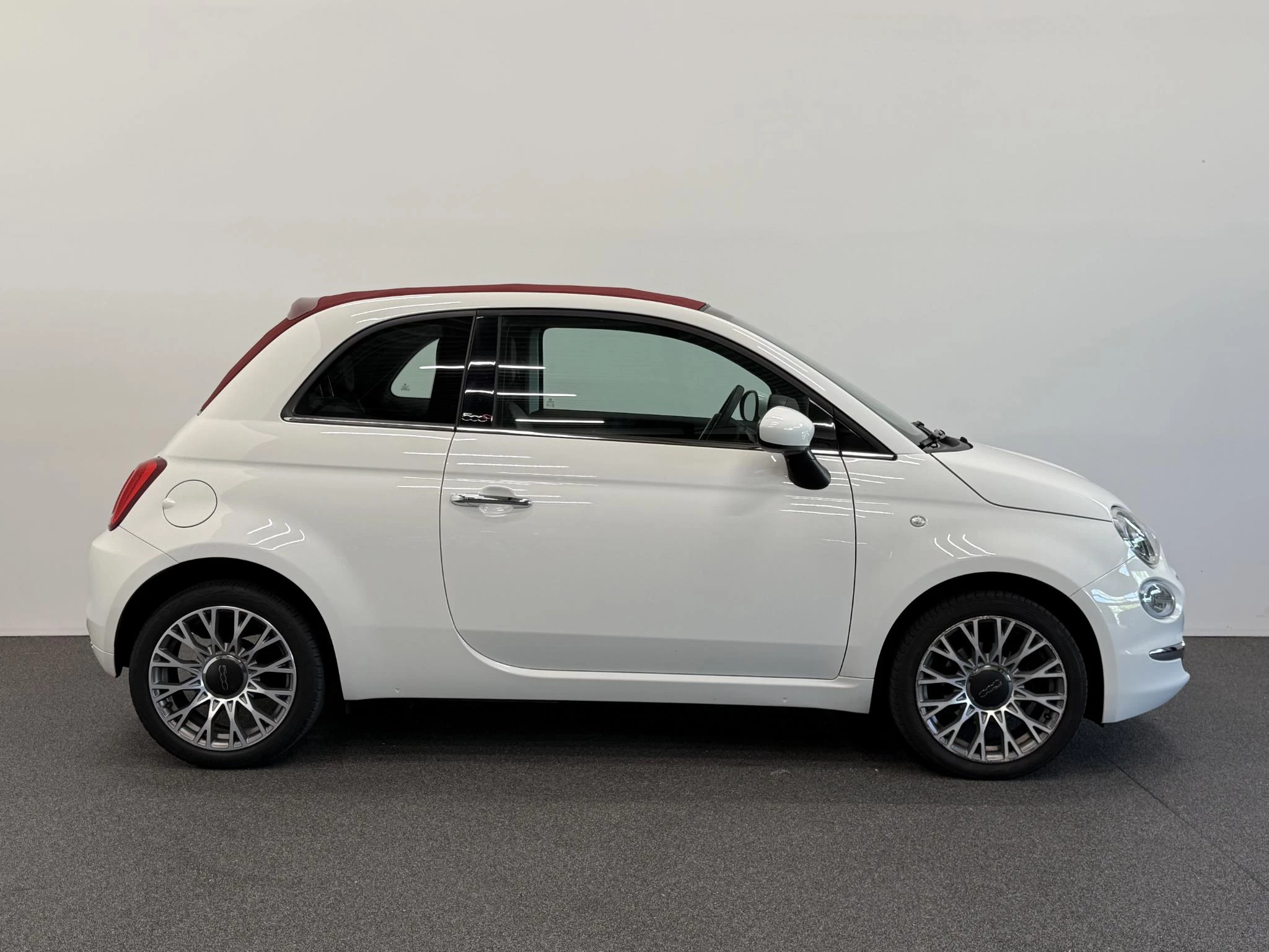 Hoofdafbeelding Fiat 500C