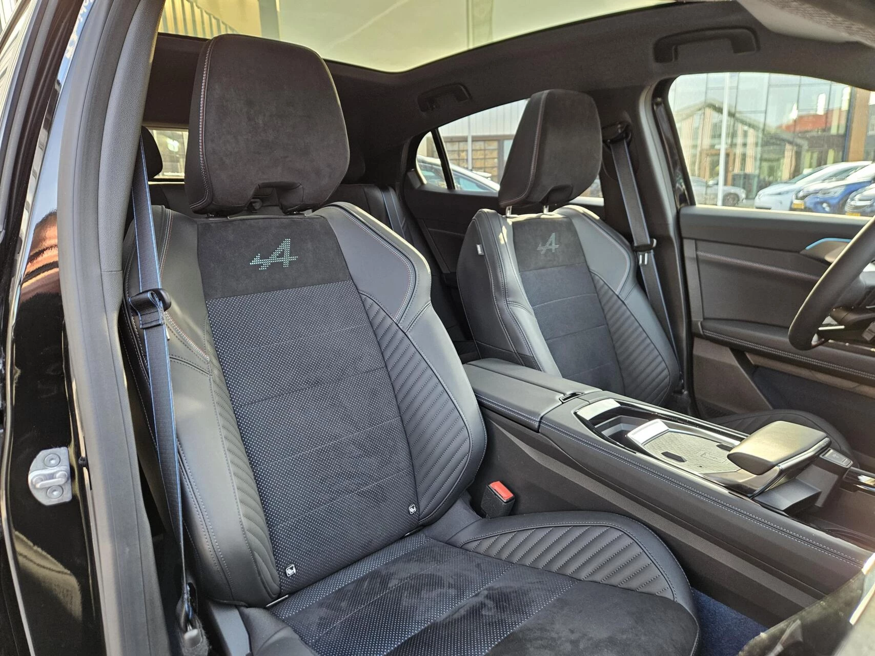 Hoofdafbeelding Renault Rafale