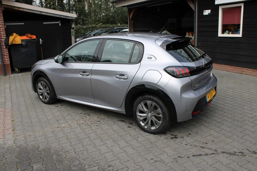 Hoofdafbeelding Peugeot e-208