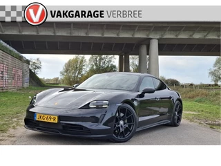 Hoofdafbeelding Porsche Taycan Porsche Taycan 4S | Warmtepomp | 93,4 kWh Accu | Navigatie/Android/Apple Carplay | LM Velgen 21" | Panoramadak | Rondomzichtcamera | Stoelen Voor Verwarmd/Geventileerd/Massage |