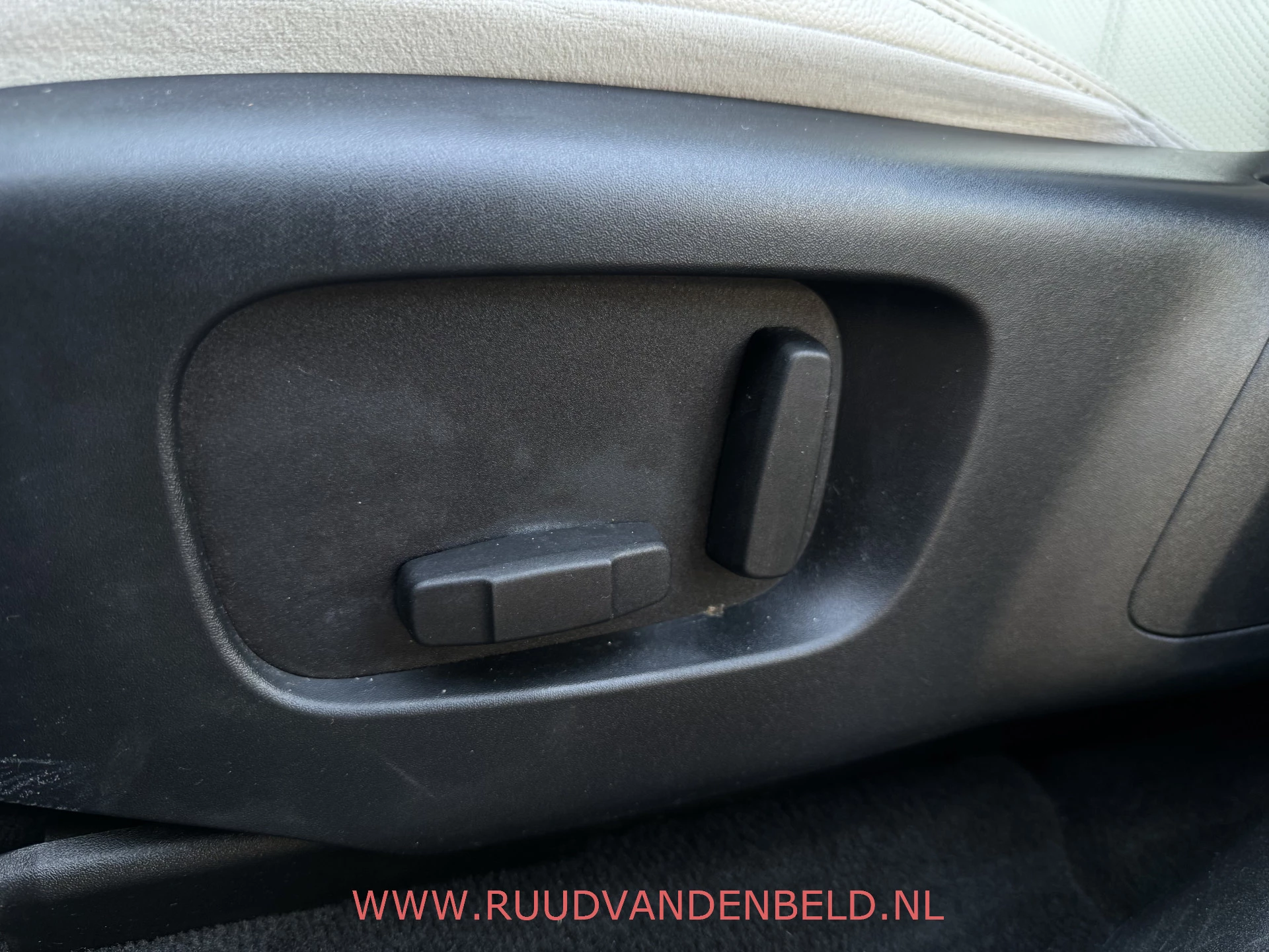 Hoofdafbeelding Land Rover Range Rover Velar