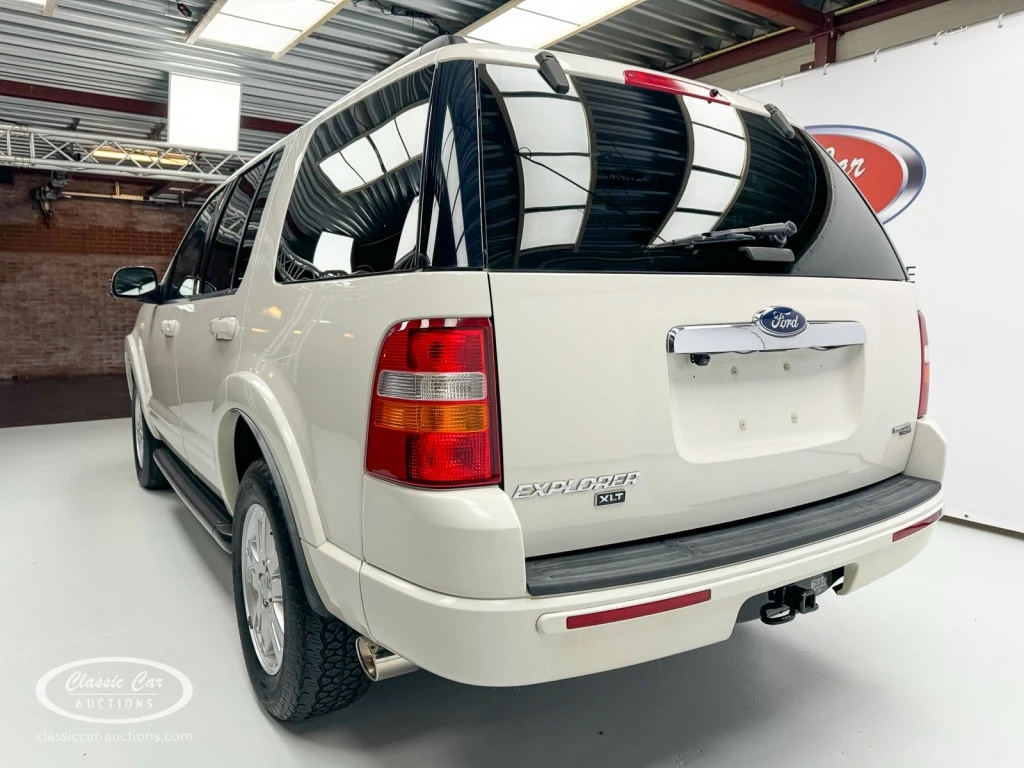 Hoofdafbeelding Ford Explorer