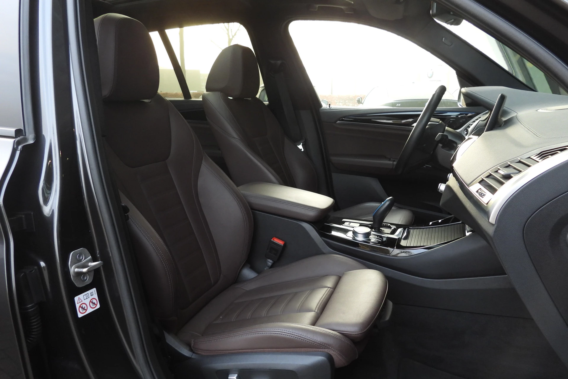 Hoofdafbeelding BMW iX3