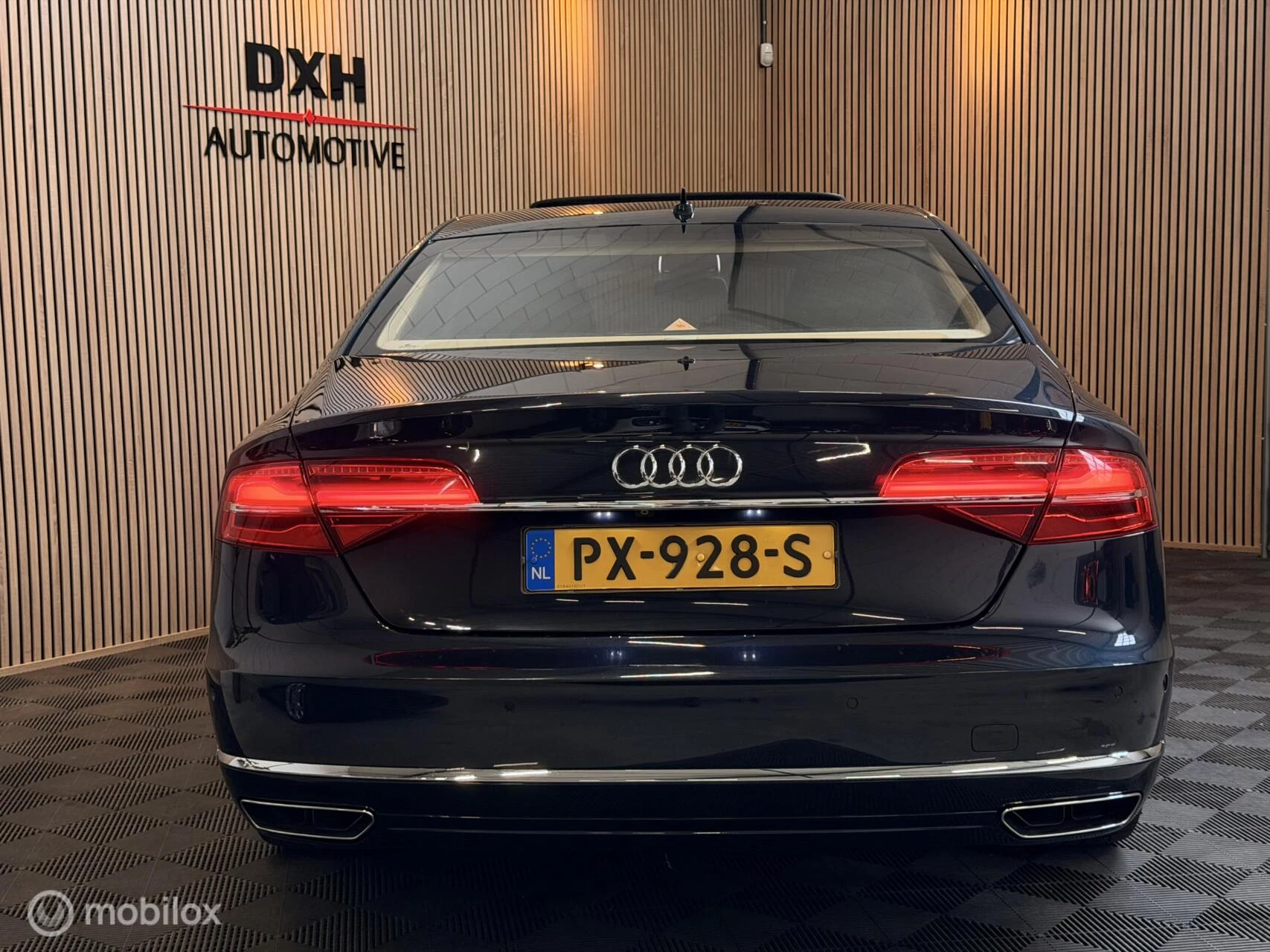 Hoofdafbeelding Audi A8