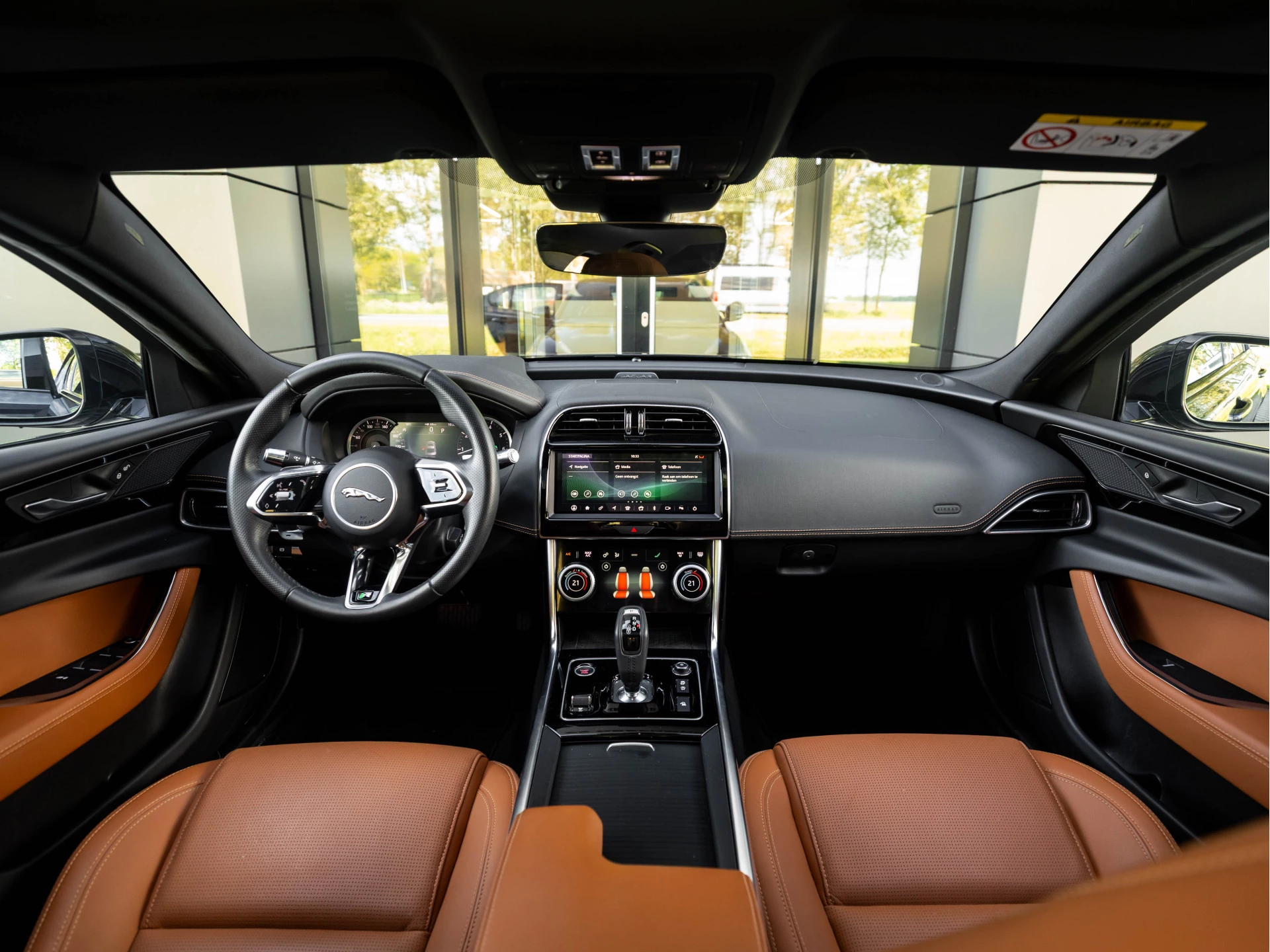 Hoofdafbeelding Jaguar XE