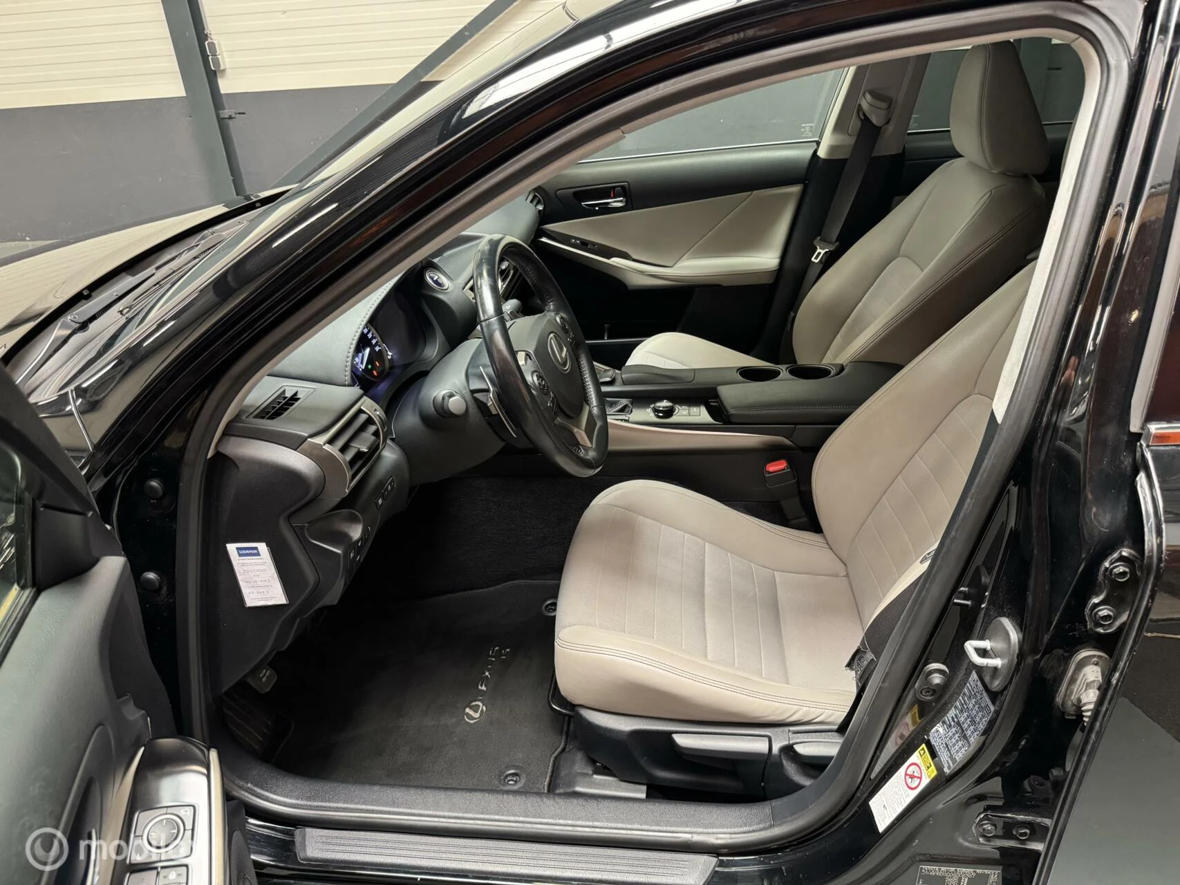 Hoofdafbeelding Lexus IS