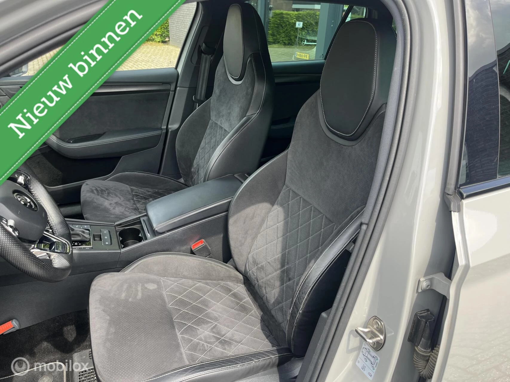 Hoofdafbeelding Škoda Superb