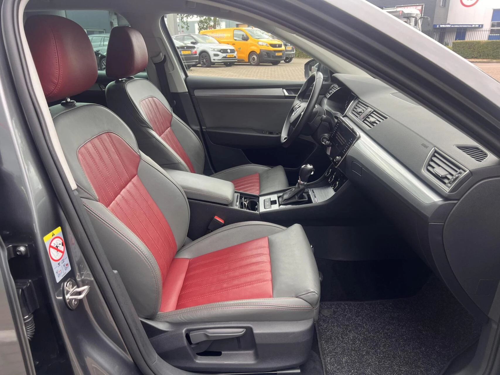 Hoofdafbeelding Škoda Superb