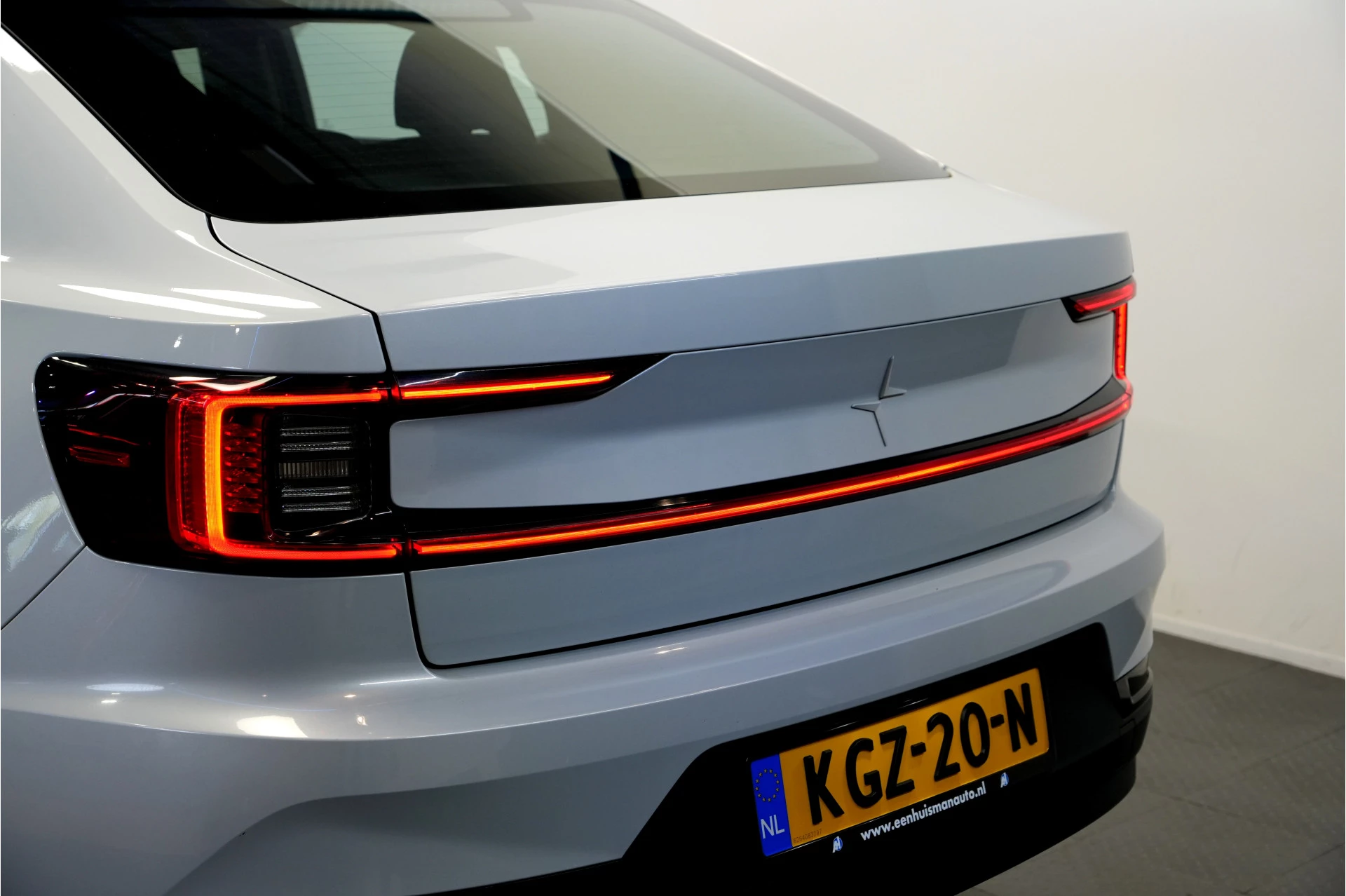 Hoofdafbeelding Polestar 2
