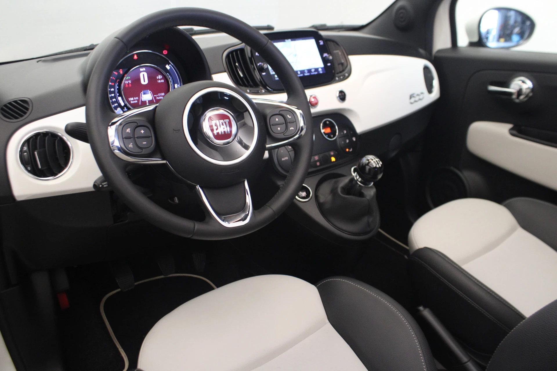 Hoofdafbeelding Fiat 500C