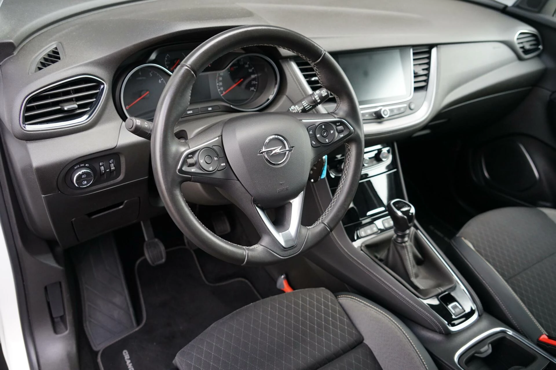 Hoofdafbeelding Opel Grandland X