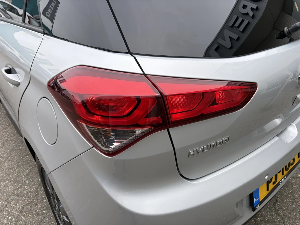 Hoofdafbeelding Hyundai i20