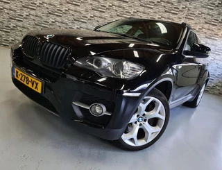 Hoofdafbeelding BMW X6 BMW X6 xDrive50i Executive *408PK*Camera*Trekhaak*HUD!