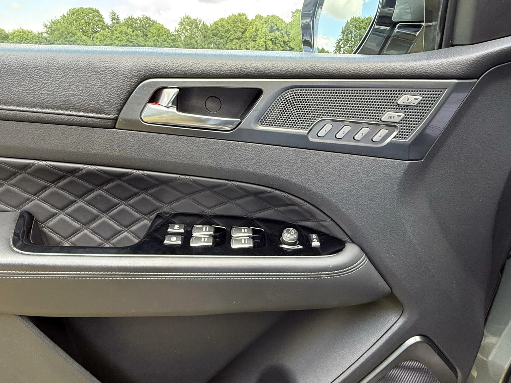 Hoofdafbeelding SsangYong Rexton