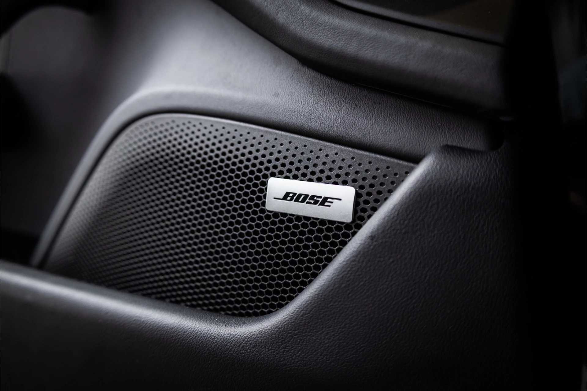 Hoofdafbeelding Porsche Taycan