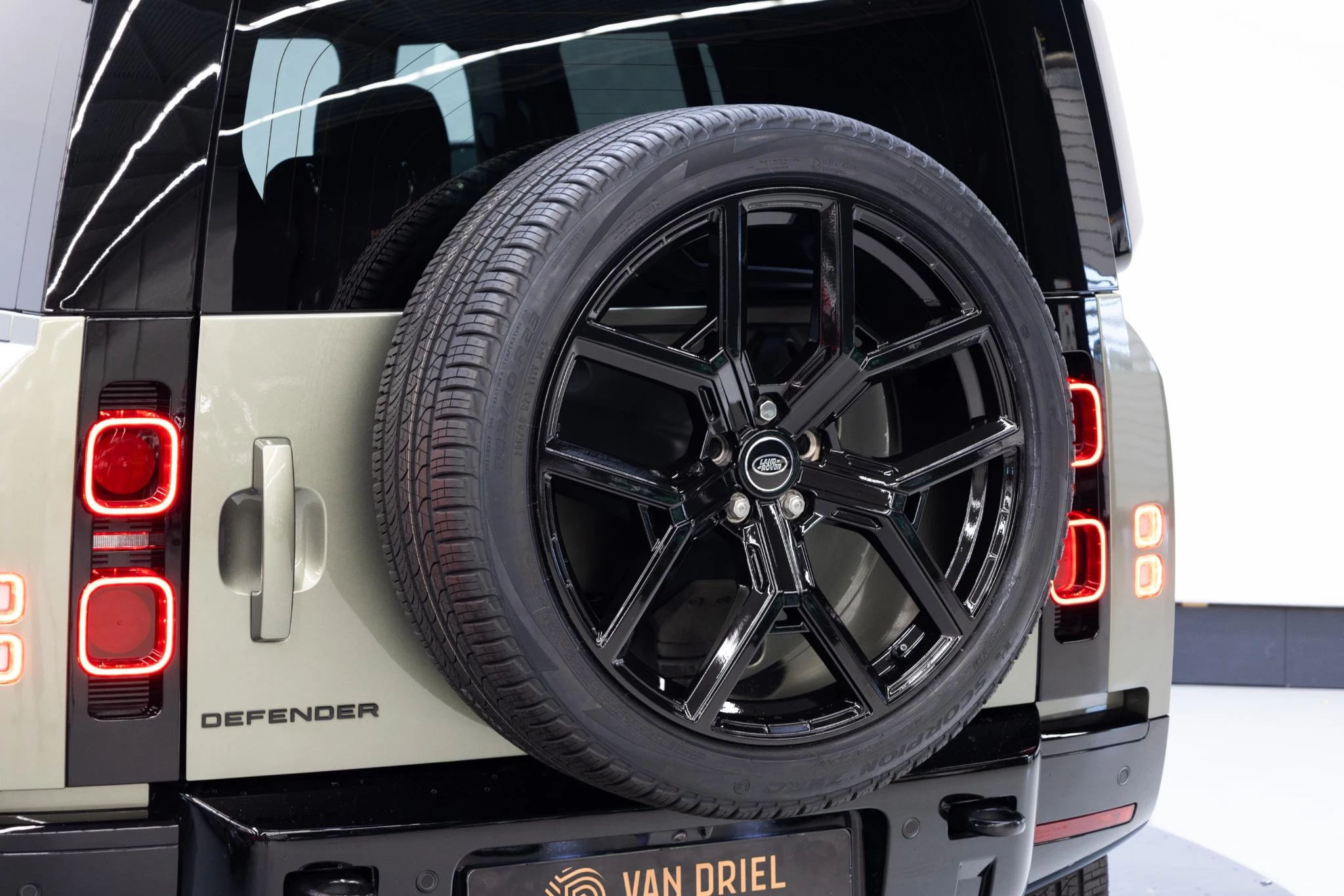Hoofdafbeelding Land Rover Defender