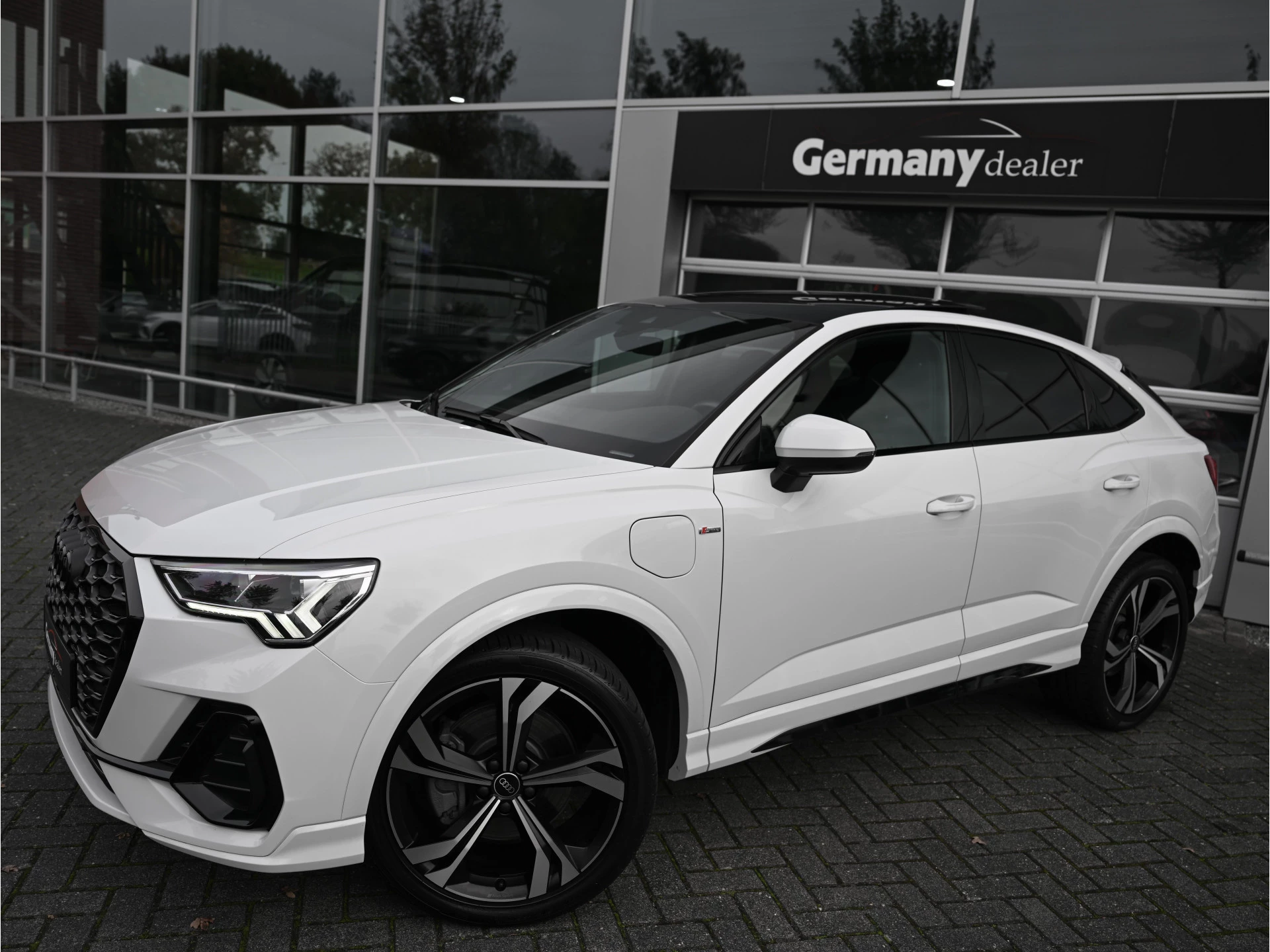 Hoofdafbeelding Audi Q3