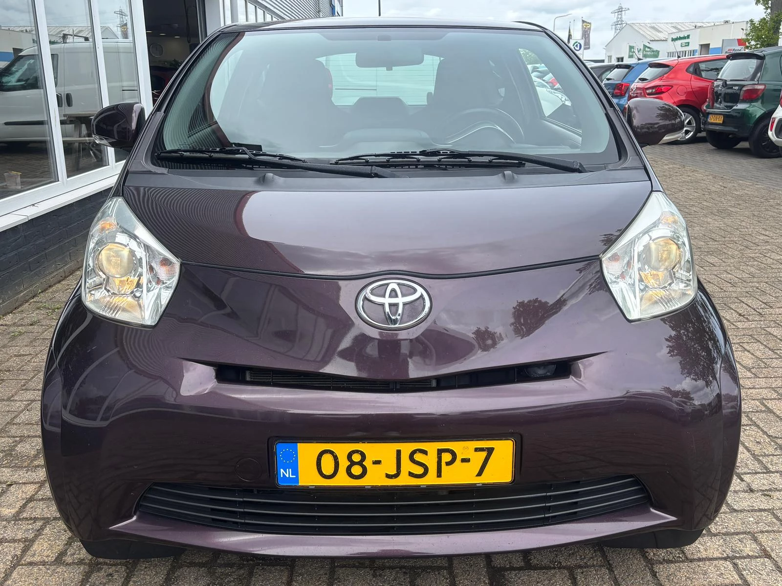 Hoofdafbeelding Toyota iQ