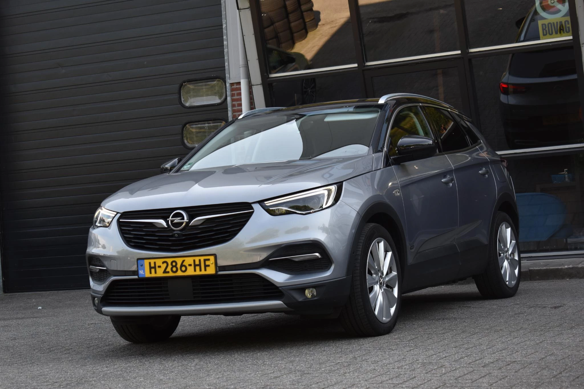 Hoofdafbeelding Opel Grandland X