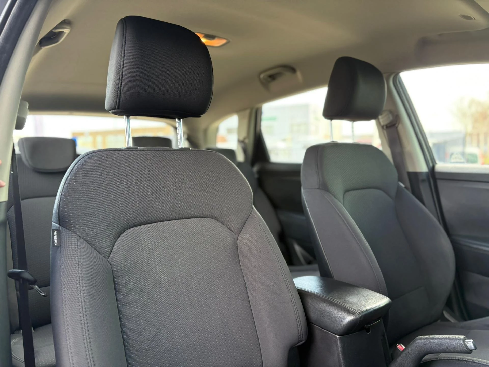 Hoofdafbeelding Kia Carens